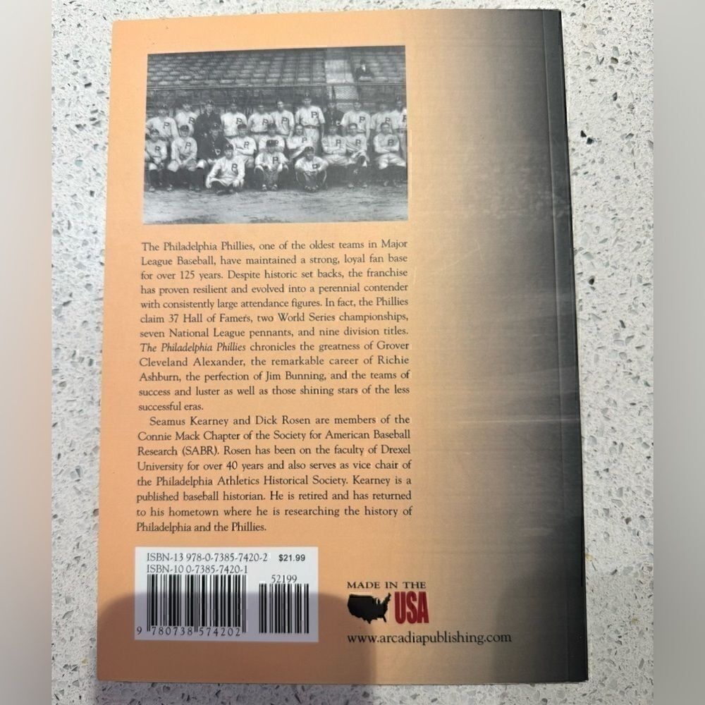 The Philadelphia Phillies Images of Baseball Book - Picture 4 of 5